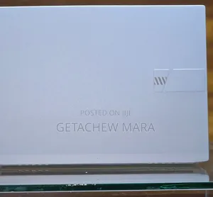 New Laptop Asus Vivobook E200HA 16GB Intel Core I7 SSD 512GB