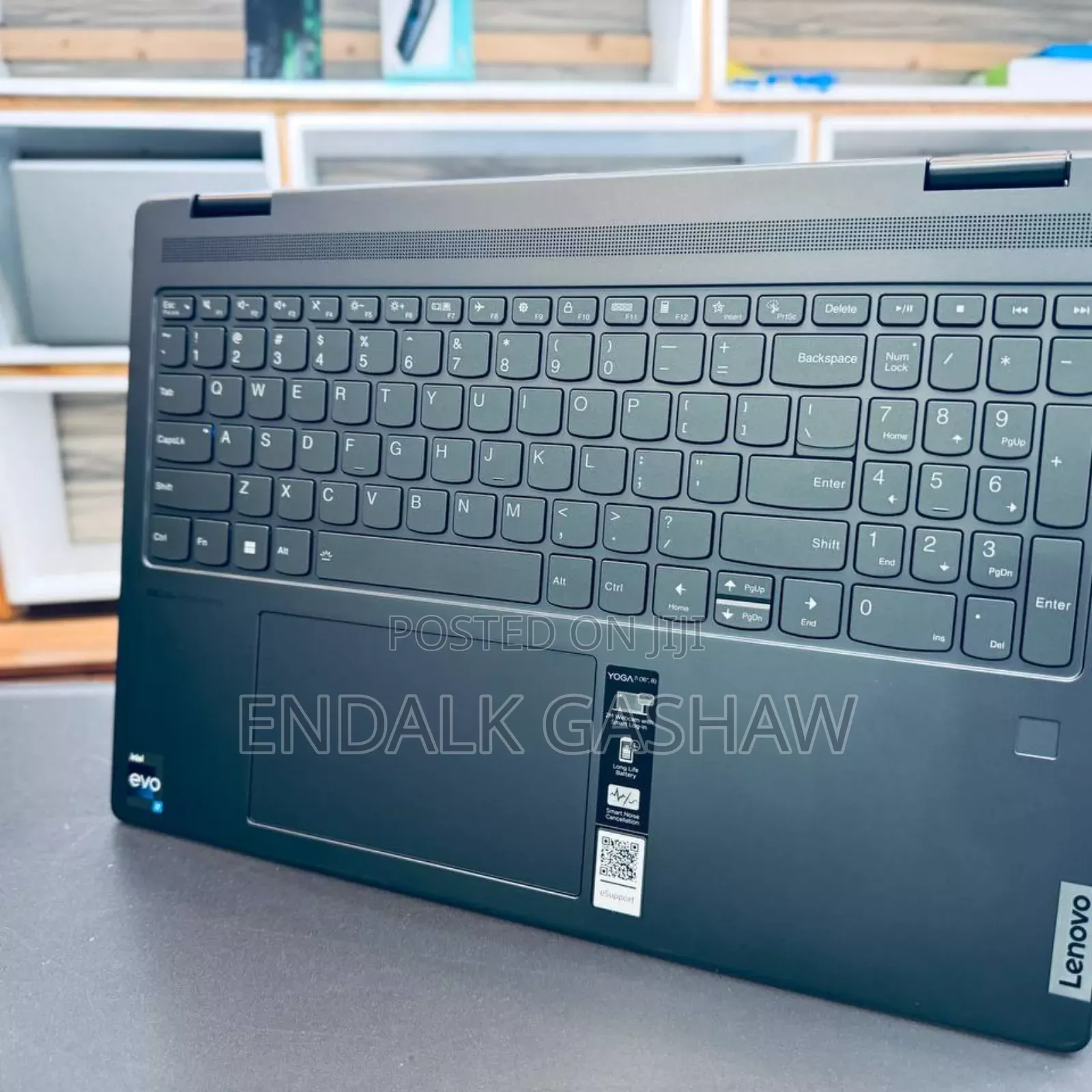 New Laptop Lenovo Yoga 7i 16GB Intel Core I7 SSD 512GB