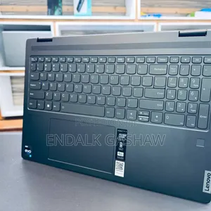 New Laptop Lenovo Yoga 7i 16GB Intel Core I7 SSD 512GB