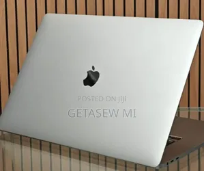 New Laptop Apple MacBook Pro 2019 16GB Intel Core I7 SSD 512GB