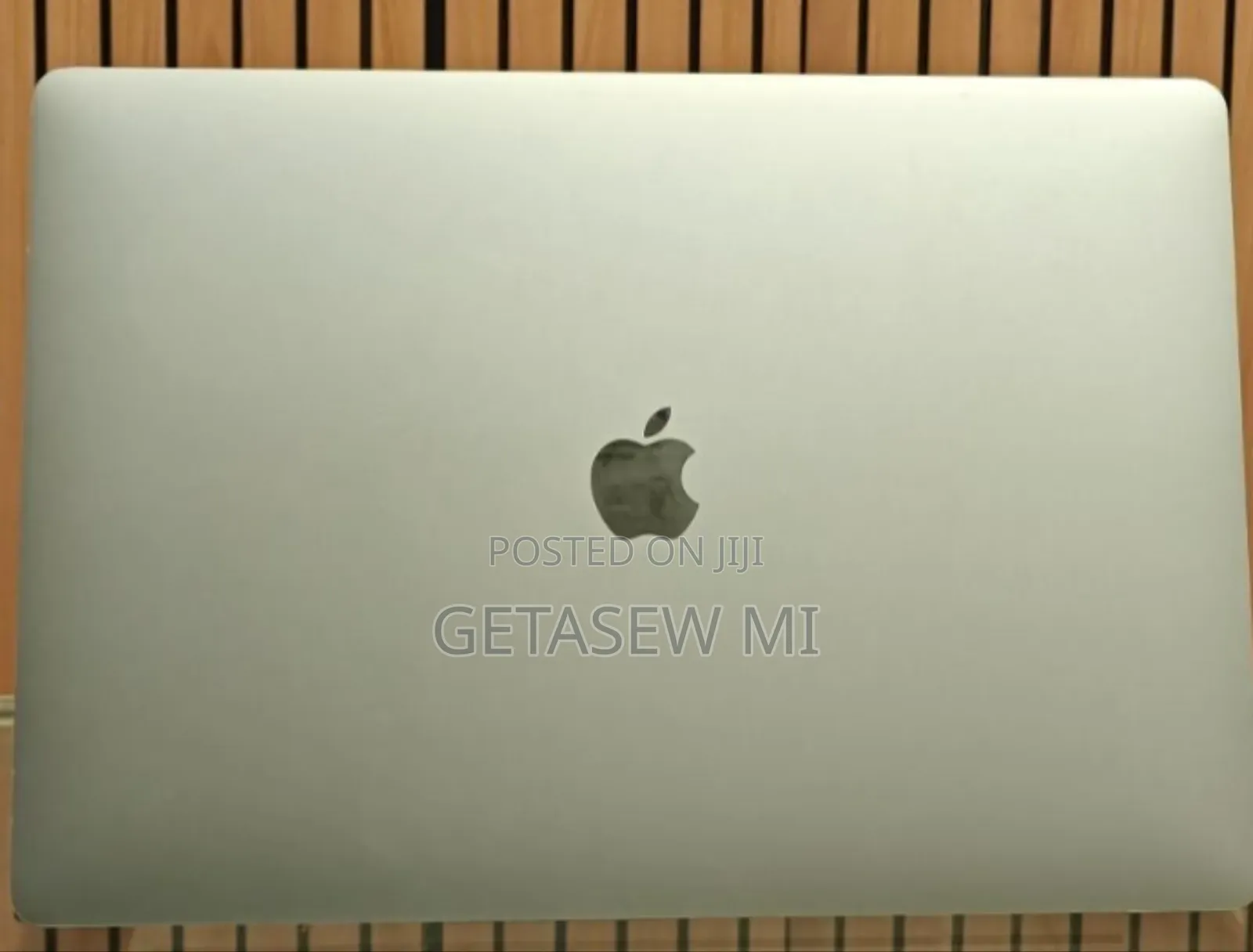 New Laptop Apple MacBook Pro 2019 16GB Intel Core I7 SSD 512GB