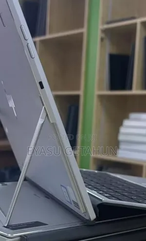 New Laptop HP Elite X2 1013 G4 8GB Intel Core I5 SSD 256GB