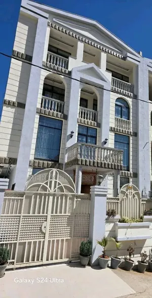 6bdrm House in Bole for sale