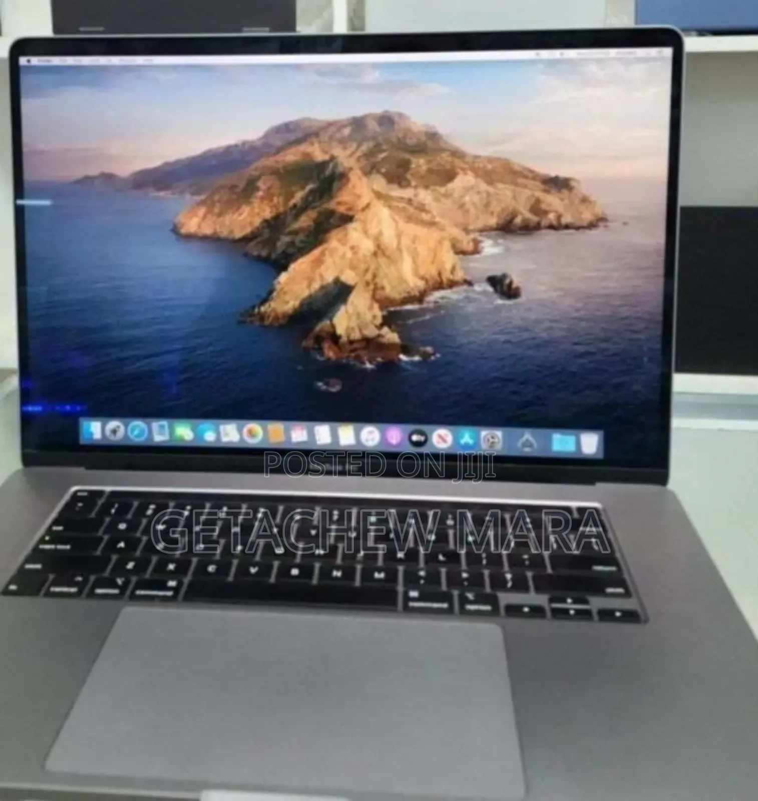 New Laptop Apple MacBook Pro 2019 32GB Intel Core I9 SSD 512GB