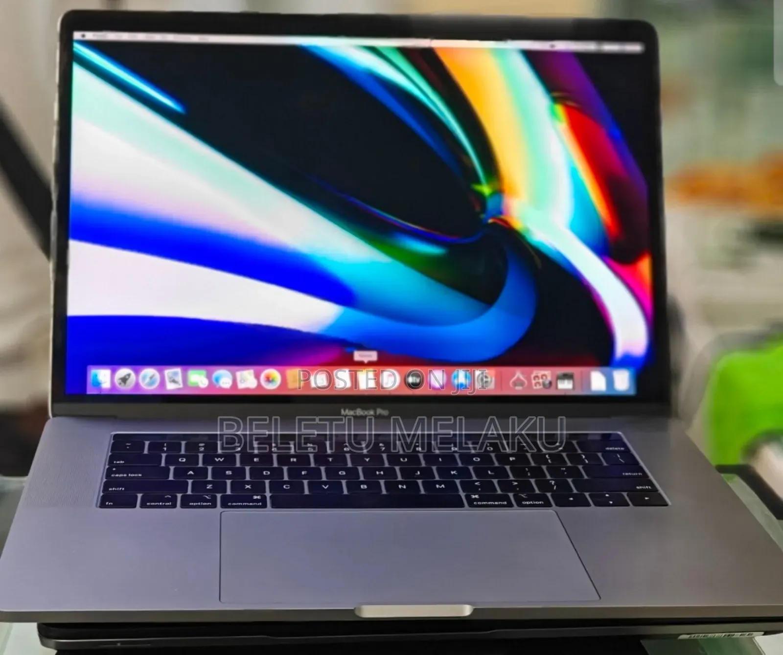 New Laptop Apple MacBook Pro 2019 32GB Intel Core I9 SSD 512GB