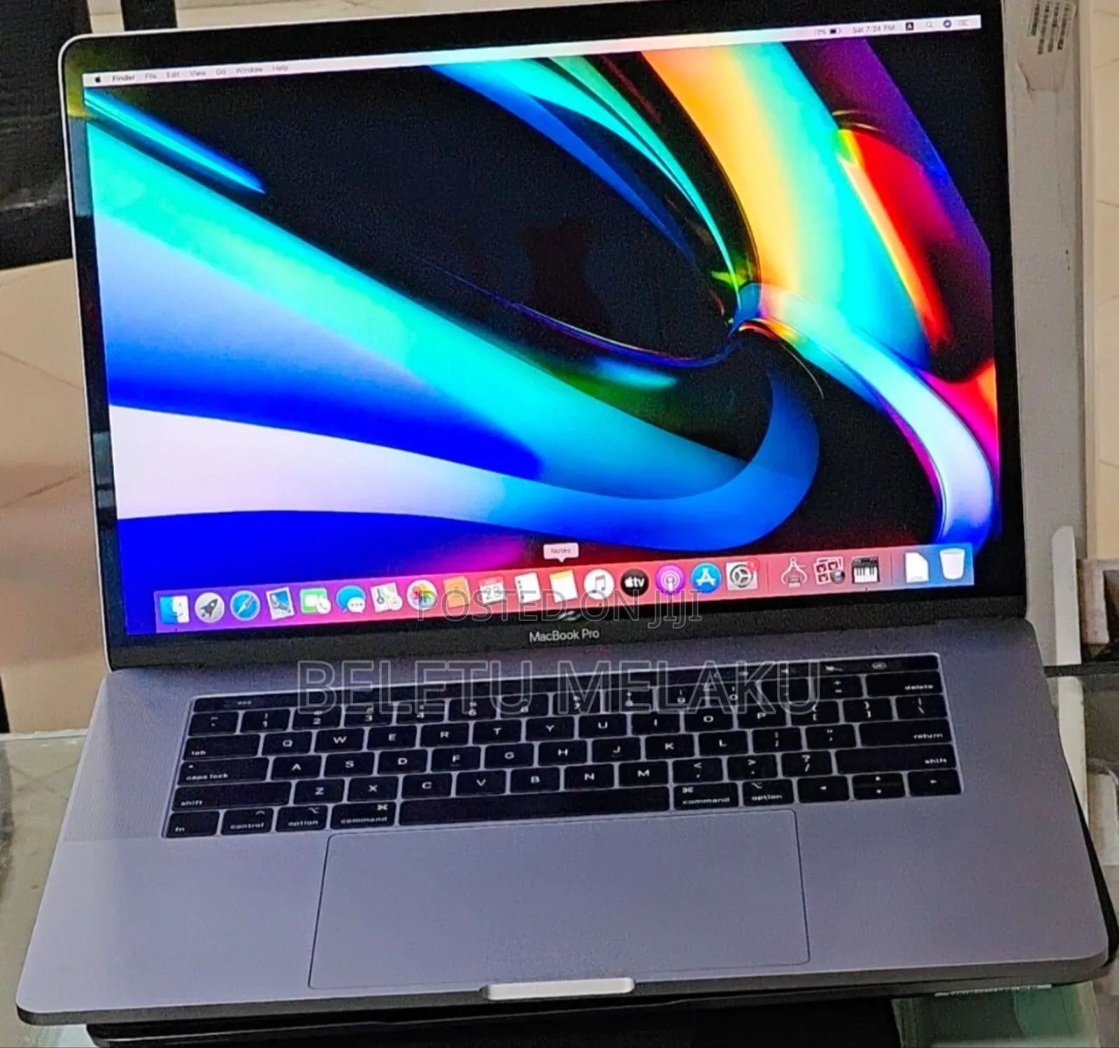 New Laptop Apple MacBook Pro 2019 32GB Intel Core I9 SSD 512GB