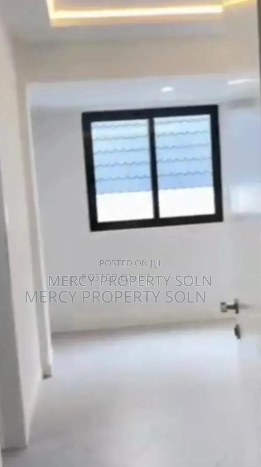 Commercial Building Sale in Prime Location of the City የሚሸጥ ፎቅ /ህንፃ