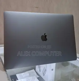 New Laptop Apple MacBook Pro 2019 16GB Intel Core I7 SSD 512GB