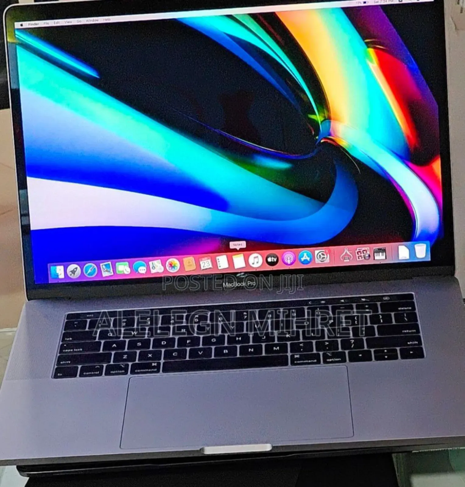 New Laptop Apple MacBook Pro 2019 32GB Intel Core I9 SSD 512GB