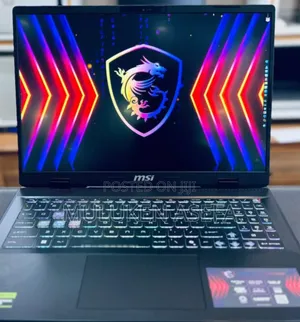 New Laptop MSI Crosshair 15 16GB Intel Core I7 SSD 1T