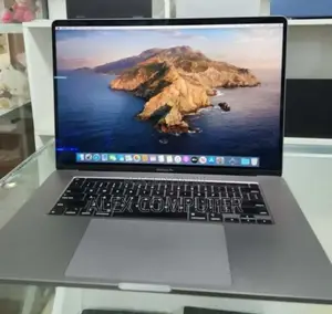 New Laptop Apple MacBook Pro 2019 32GB Intel Core I9 SSD 512GB
