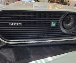 Photo - Sony VPL-Es7 Projector