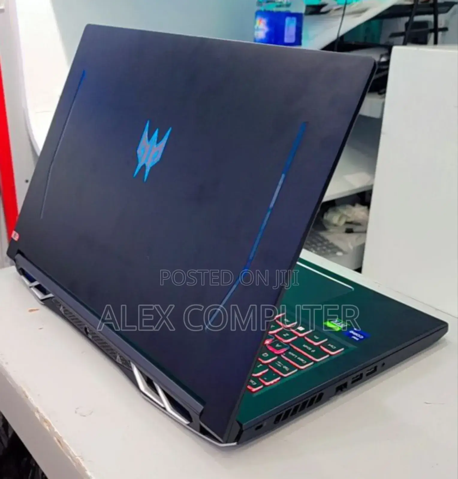 New Laptop Acer Predator Helios 300 16GB Intel Core I9 SSD 512GB