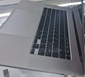 New Laptop Apple MacBook Pro 2019 16GB Intel Core I7 SSD 512GB