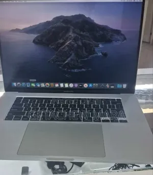 New Laptop Apple MacBook Pro 2019 16GB Intel Core I7 SSD 512GB