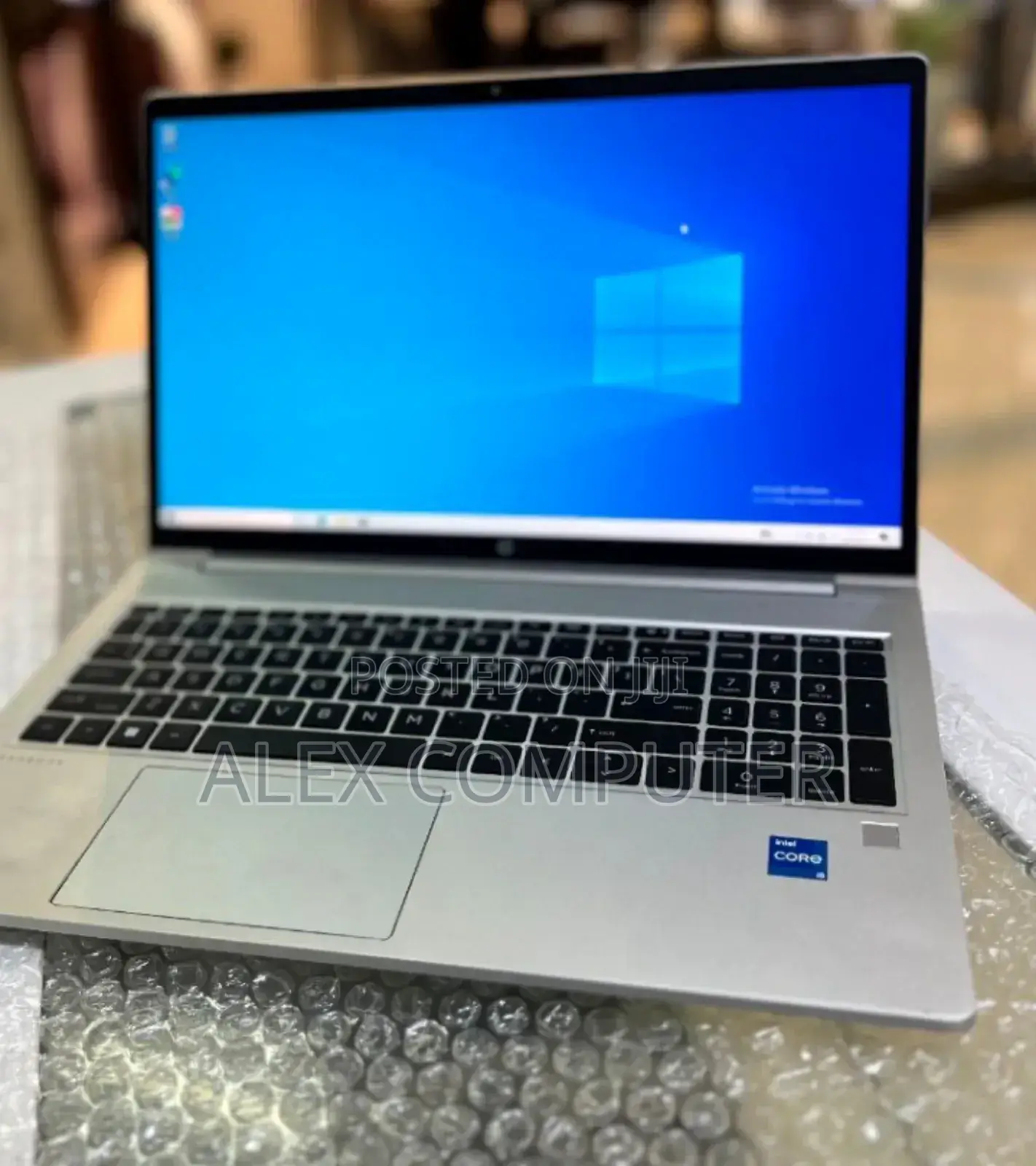 New Laptop HP ZBook Firefly 16 G10 16GB Intel Core I5 SSD 1T
