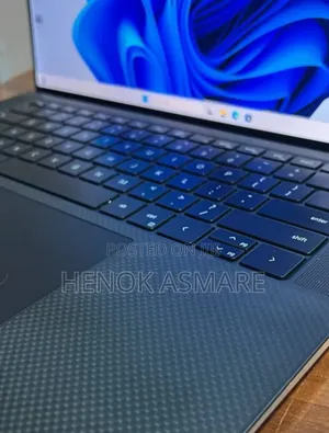 Photo - New Laptop Dell XPS 15 32GB Intel Core I7 SSD 512GB