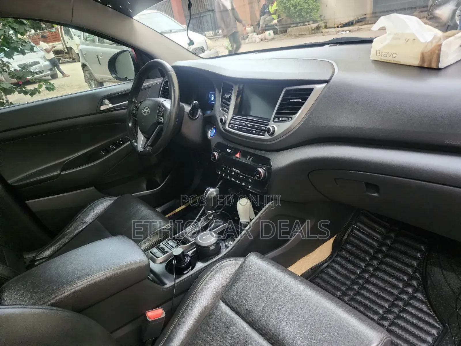 Hyundai Tucson 2017 Red