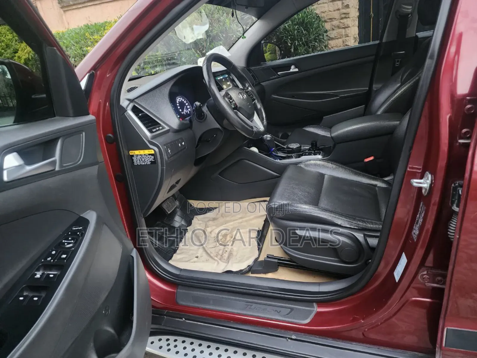 Hyundai Tucson 2017 Red