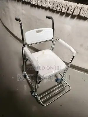 Commode Wheelchair鵝黃removable Popo Commode Wheelchair麗病wheelchair