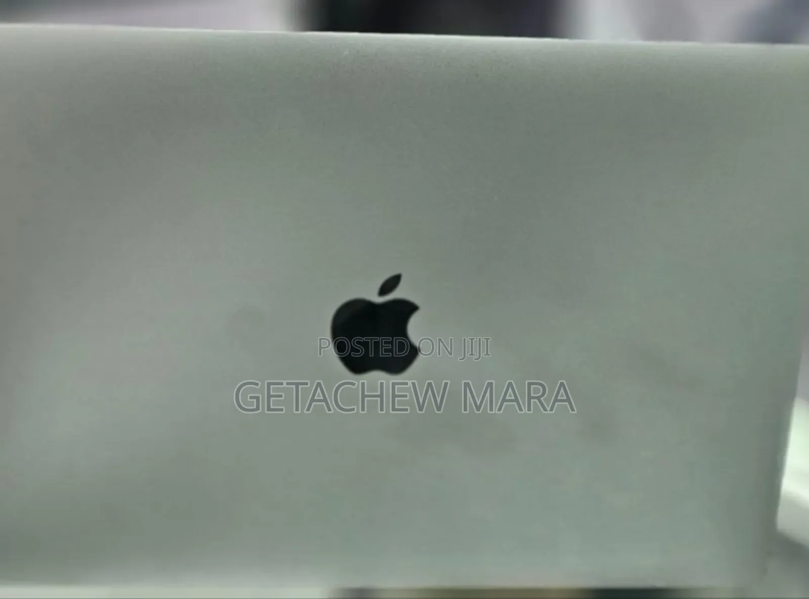 New Laptop Apple MacBook Pro 2017 8GB Intel Core I5 SSD 256GB