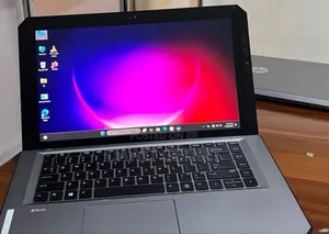 New Laptop HP ZBook Studio G4 32GB Intel Core I7 SSD 512GB