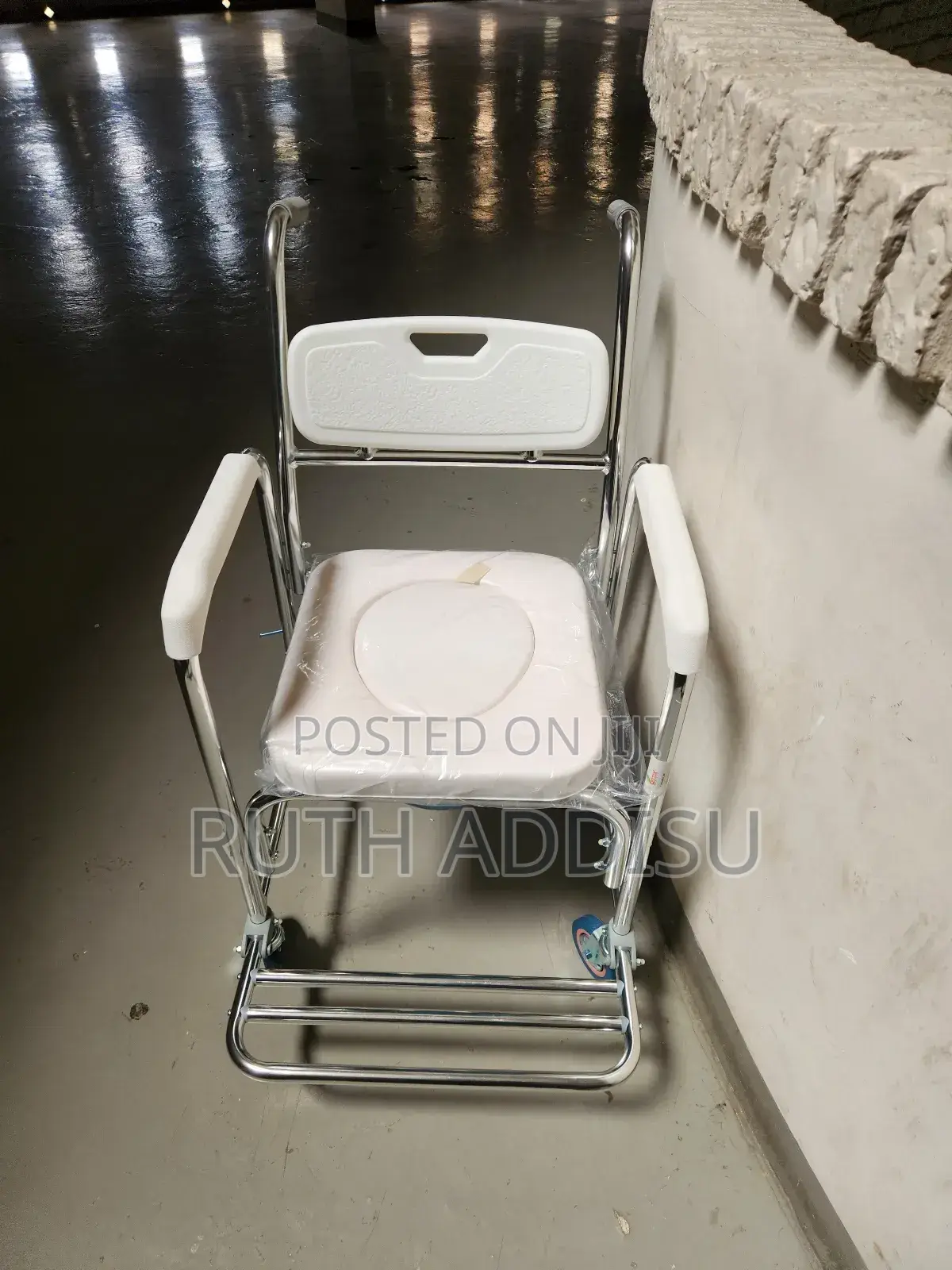 Wheelchair Commode資知toilet Wheelchair宕你commode Wheelchair建立wheelchair