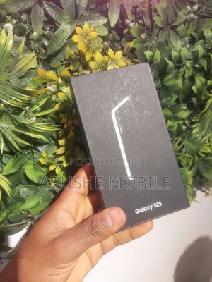 New Samsung Galaxy S25 256 GB