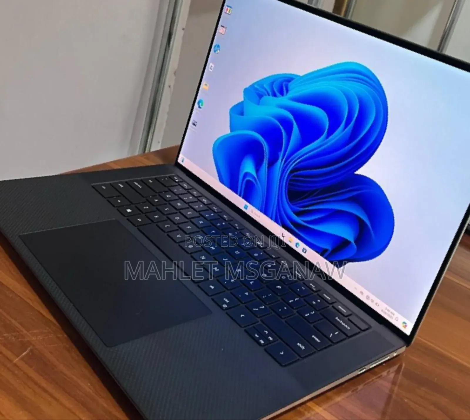 New Laptop Dell XPS 15 32GB Intel Core I7 SSD 512GB