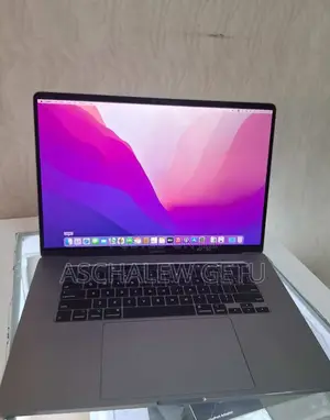 New Laptop Apple MacBook Pro 2019 16GB Intel Core I7 SSD 512GB