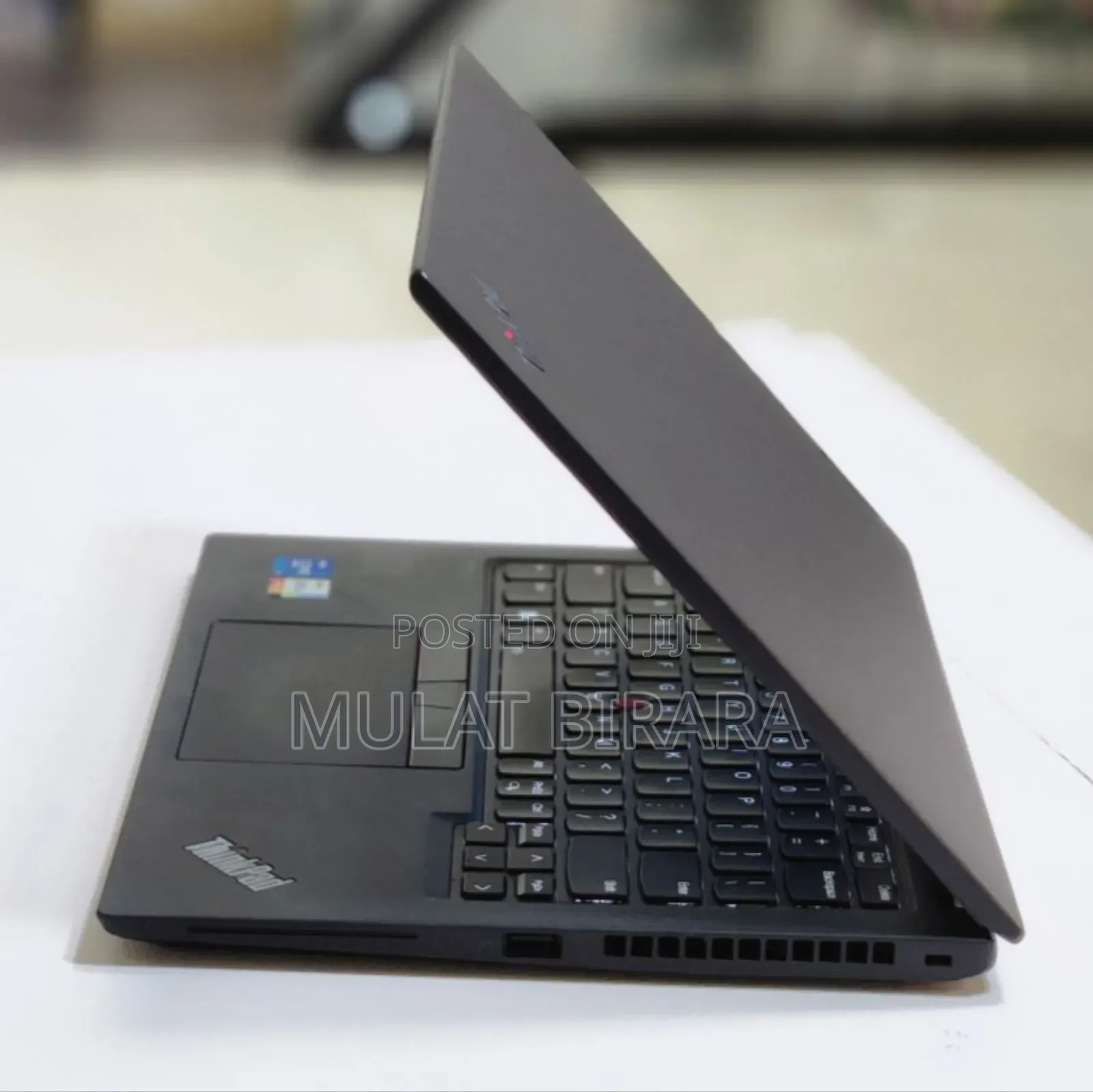 New Laptop Lenovo Thinkpad X13 Yoga 16GB Intel Core I5 SSD 512GB