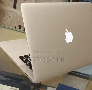 New Laptop Apple MacBook Air 2017 8GB Intel Core I5 SSD 128GB