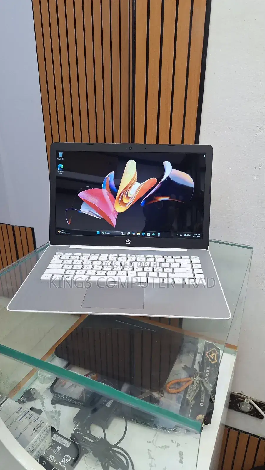 New Laptop HP Stream Notebook 4GB AMD Ryzen 5 HDD 60GB
