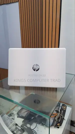 New Laptop HP Stream Notebook 4GB AMD Ryzen 5 HDD 60GB