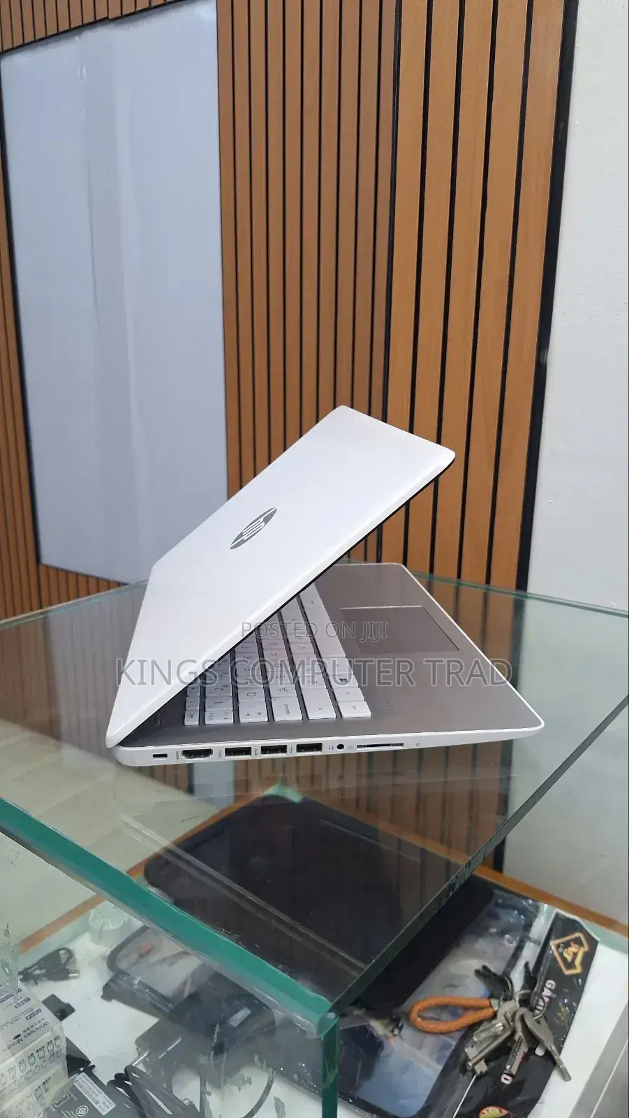 New Laptop HP Stream Notebook 4GB AMD Ryzen 5 HDD 60GB