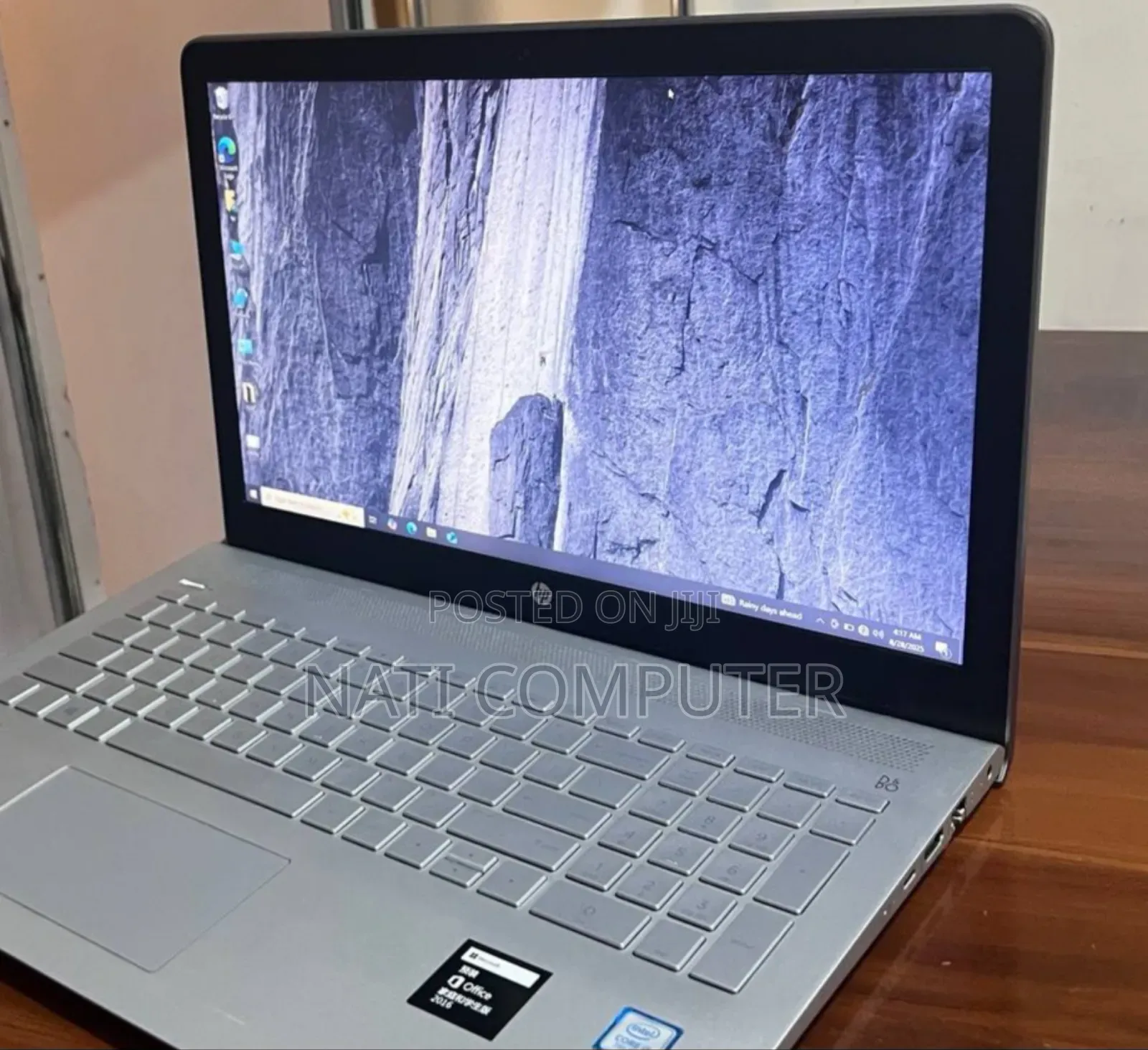 New Laptop HP Pavilion 15 8GB Intel Core I5 SSD 128GB