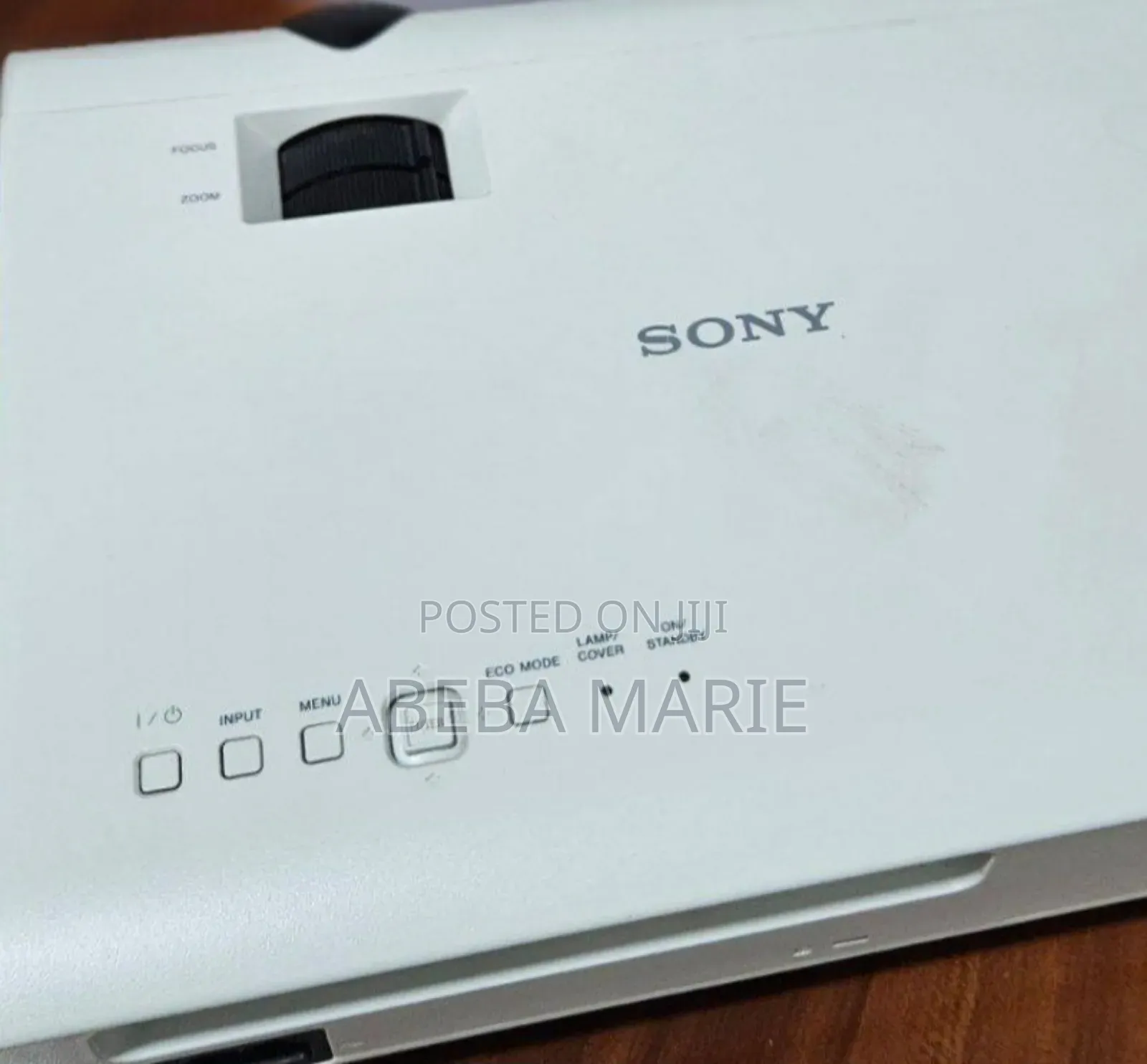 Sony VPL-Dx100