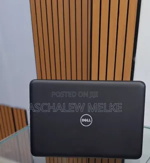 Photo - Laptop Dell Latitude 3180 8GB Intel SSD 128GB