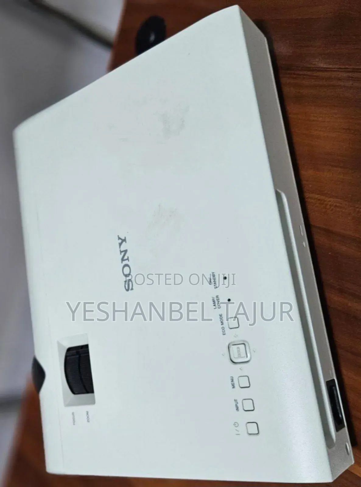 High Quality Sony VPL-Dx102 Projector White Brightness 2,200 Ansi