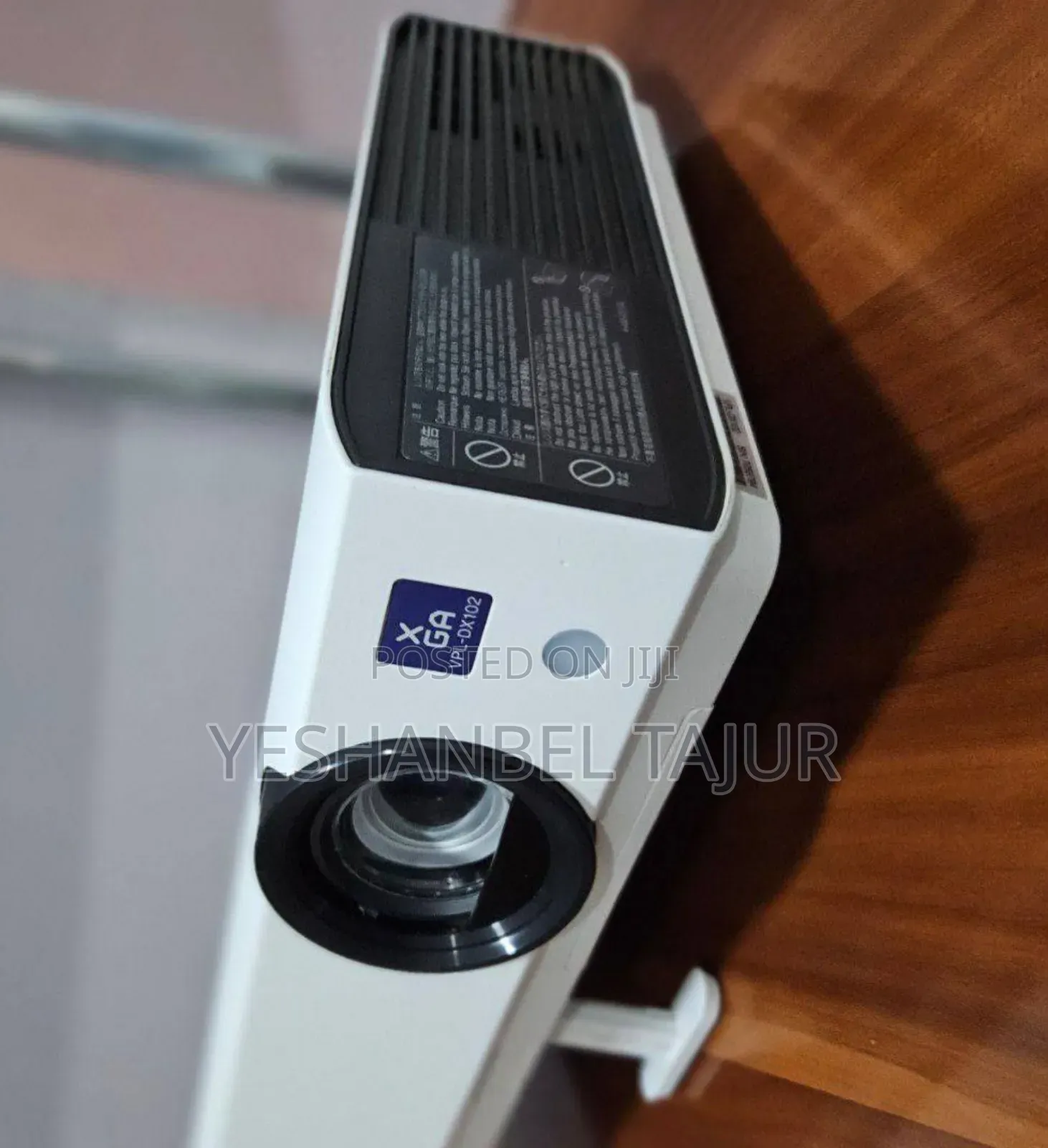 High Quality Sony VPL-Dx102 Projector White Brightness 2,200 Ansi