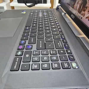 New Laptop MSI Vector 16 HX AI A2XWIG 16GB Intel Core I9 SSD 1T