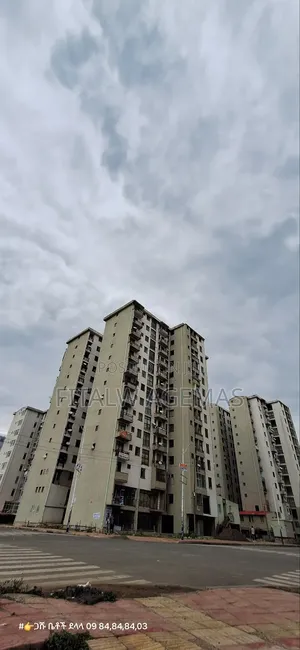 1bdrm Condo in 40/60 Condominum, Yeka for sale