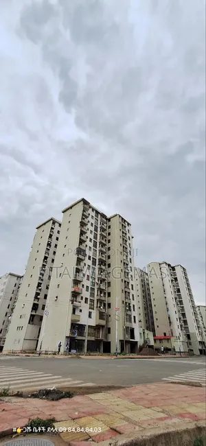 1bdrm Condo in 40/60 Condominum, Yeka for sale