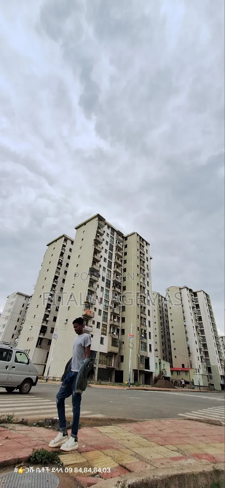 1bdrm Condo in 40/60 Condominum, Yeka for sale