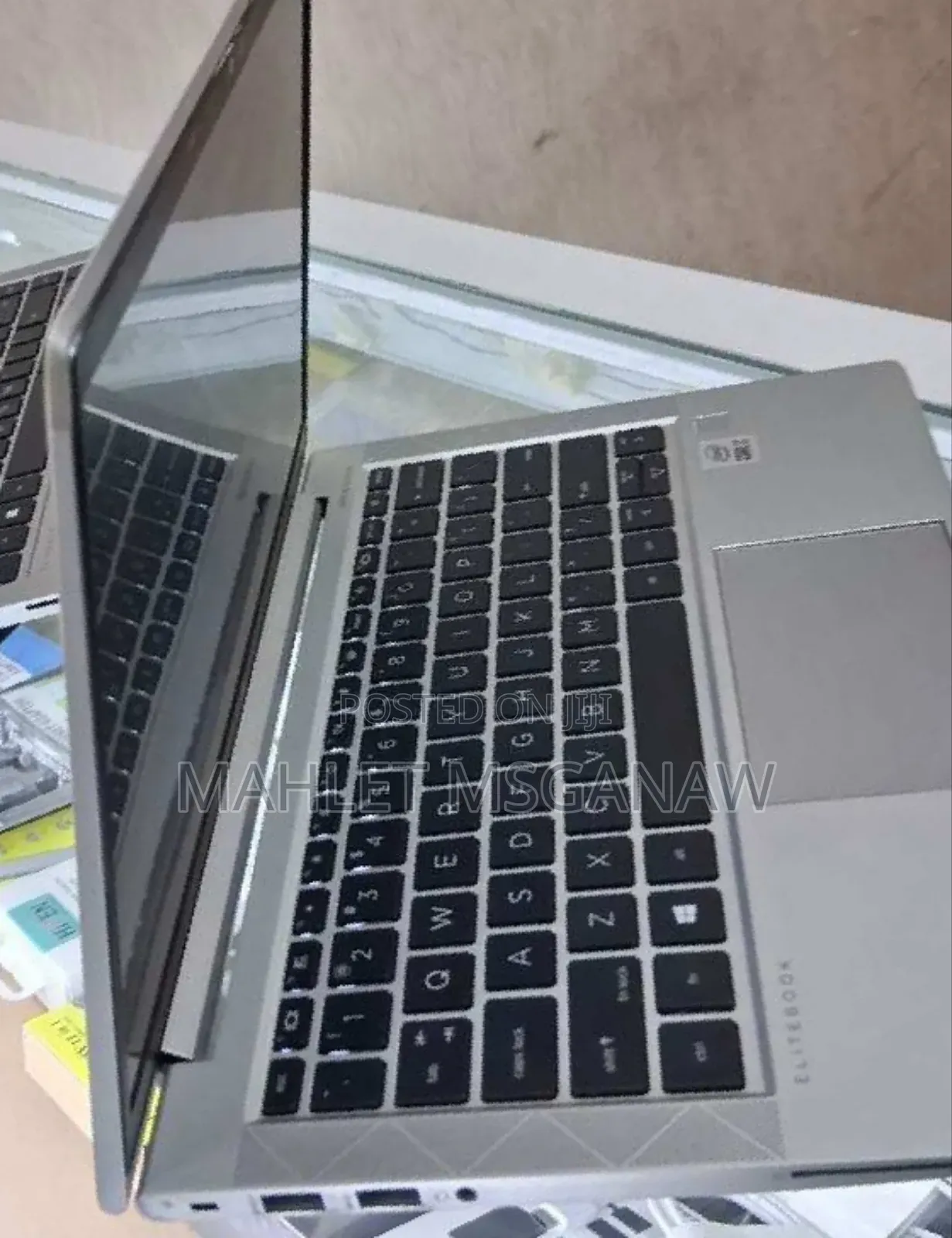 New Laptop HP EliteBook 845 G8 16GB AMD Ryzen 5 SSD 512GB