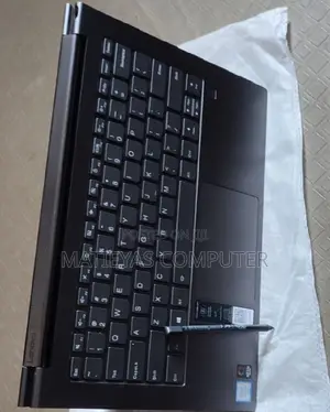 New Laptop Lenovo Yoga C740 16GB Intel Core I7 SSD 512GB