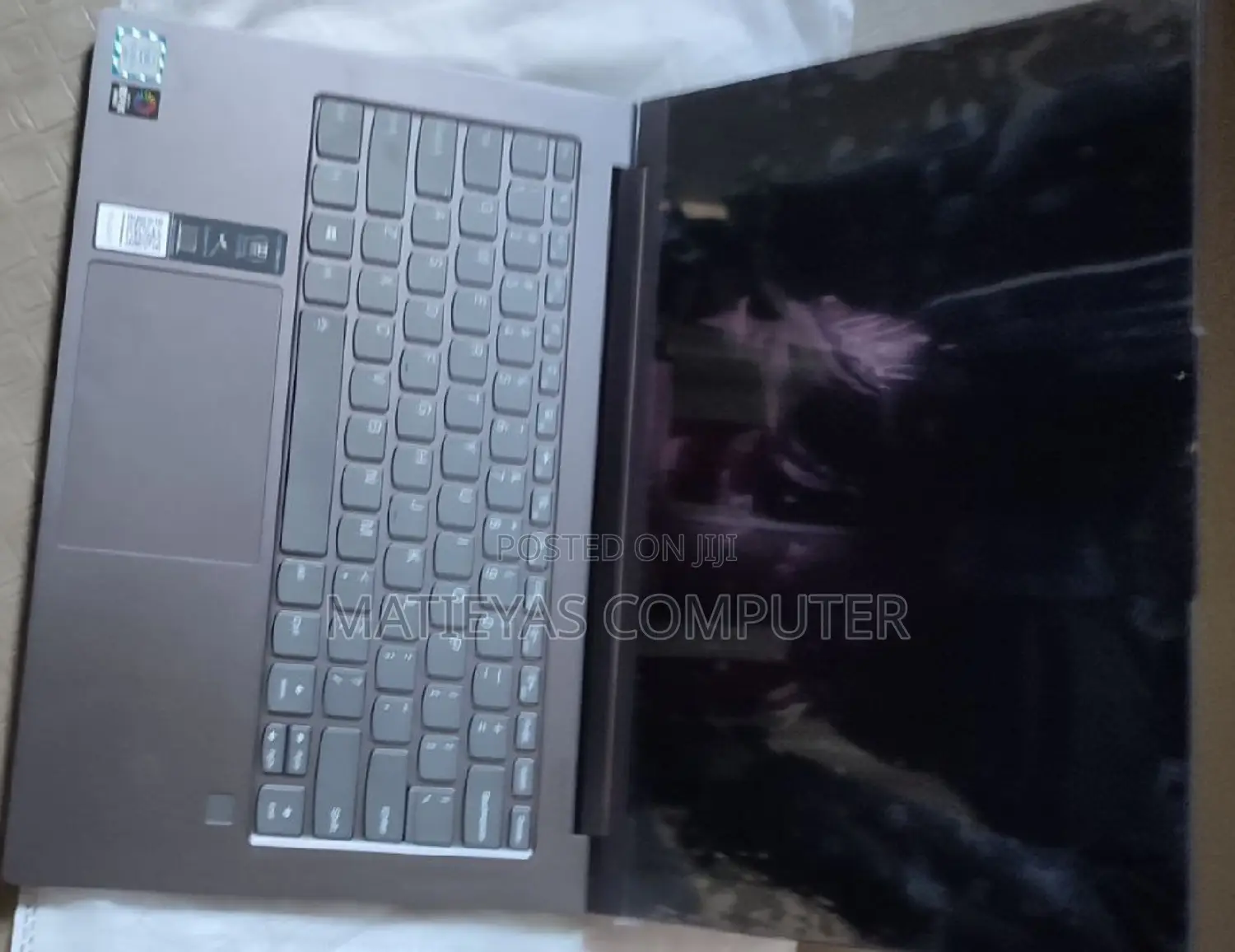 New Laptop Lenovo Yoga C740 16GB Intel Core I7 SSD 512GB