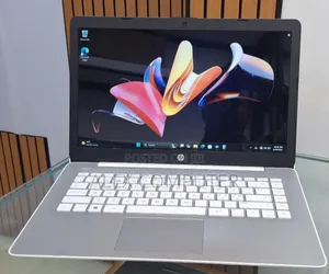 New Laptop HP Envy X360 4GB AMD A4 SSD 60GB