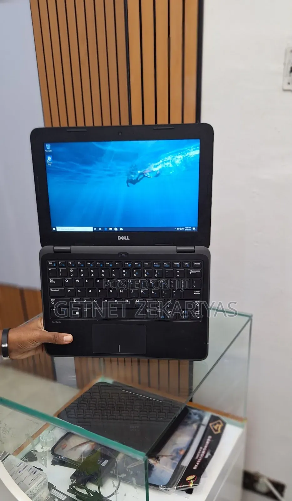 New Laptop Dell Latitude 3180 8GB Intel Pentium SSD 128GB