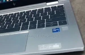 New Laptop HP EliteBook 830 G8 16GB Intel Core I7 SSD 512GB